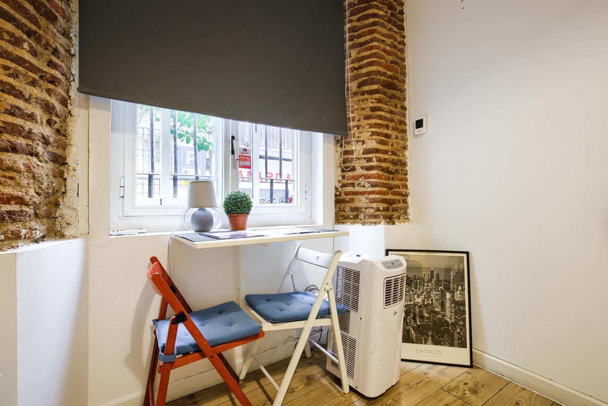 Intimo Estudio En Madrid, Centro, 2Pax, Wifi & Tv Exterior photo
