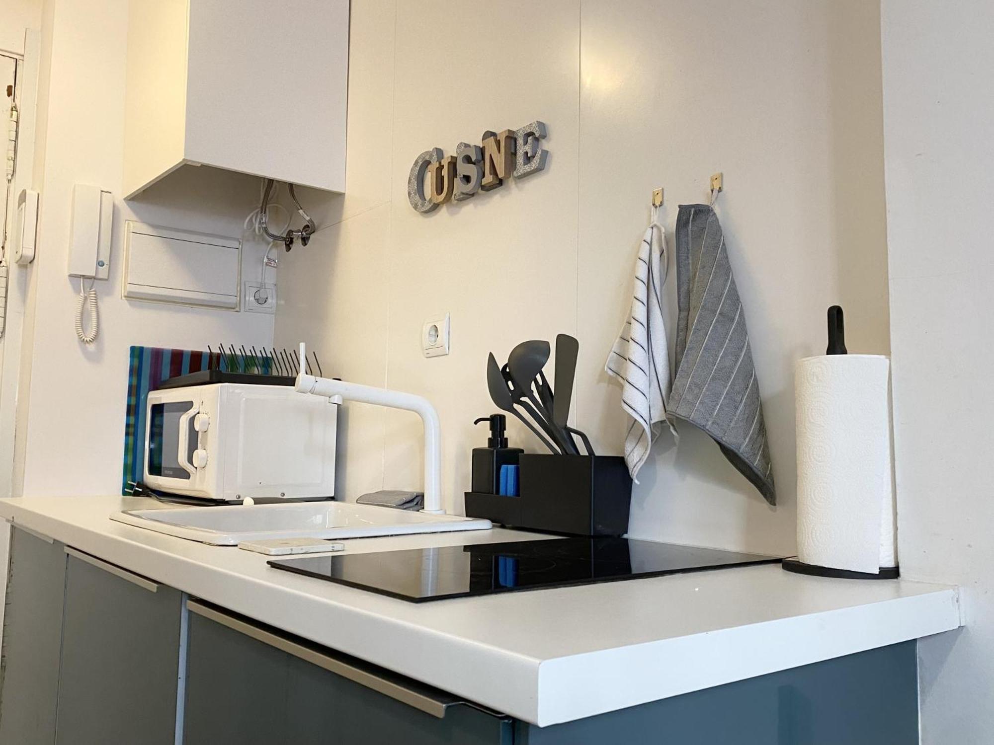 Intimo Estudio En Madrid, Centro, 2Pax, Wifi & Tv Exterior photo