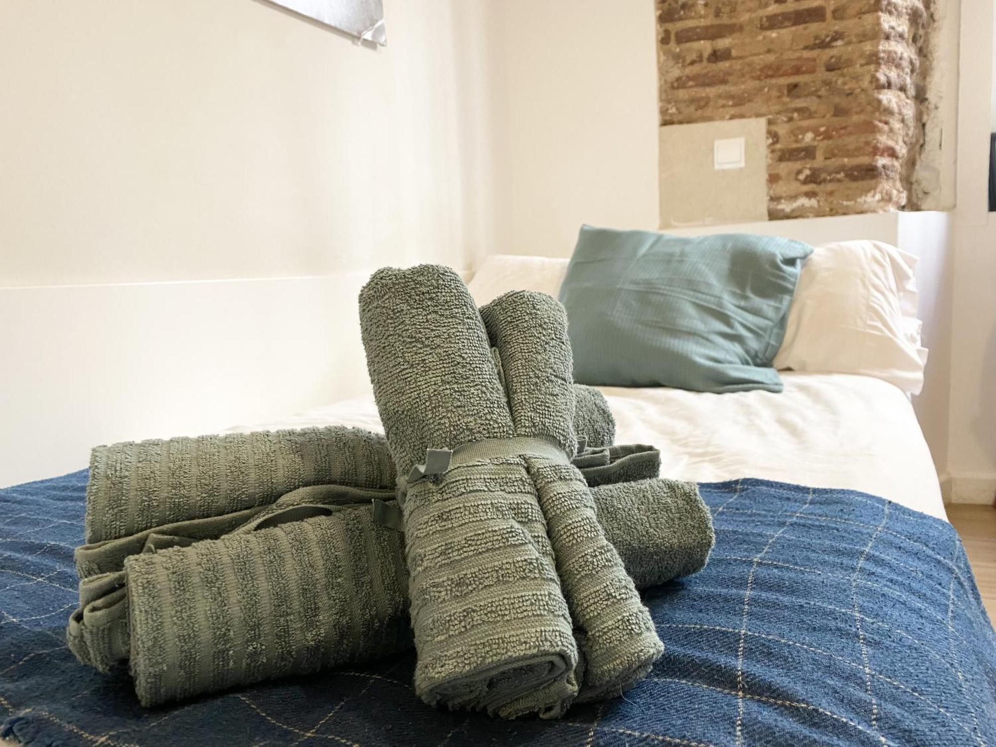 Intimo Estudio En Madrid, Centro, 2Pax, Wifi & Tv Exterior photo
