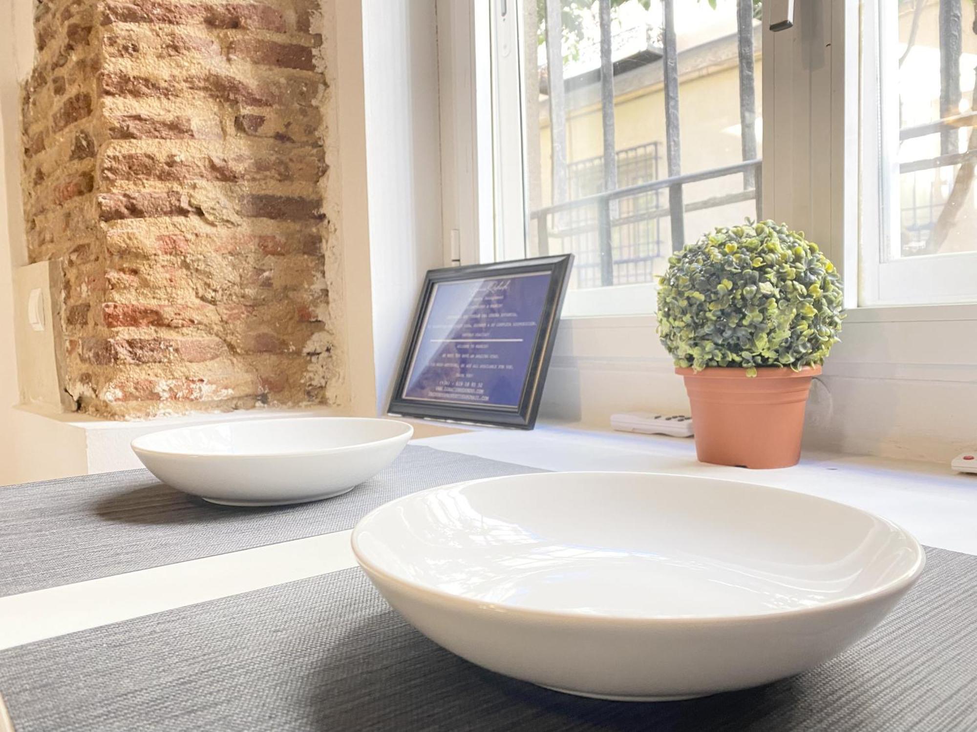 Intimo Estudio En Madrid, Centro, 2Pax, Wifi & Tv Exterior photo